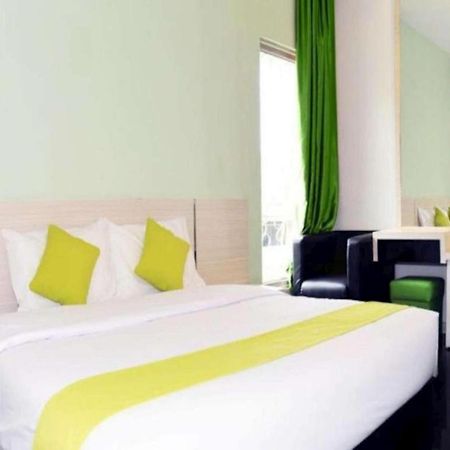 Ace Hotel Batam Nagoya Exteriör bild