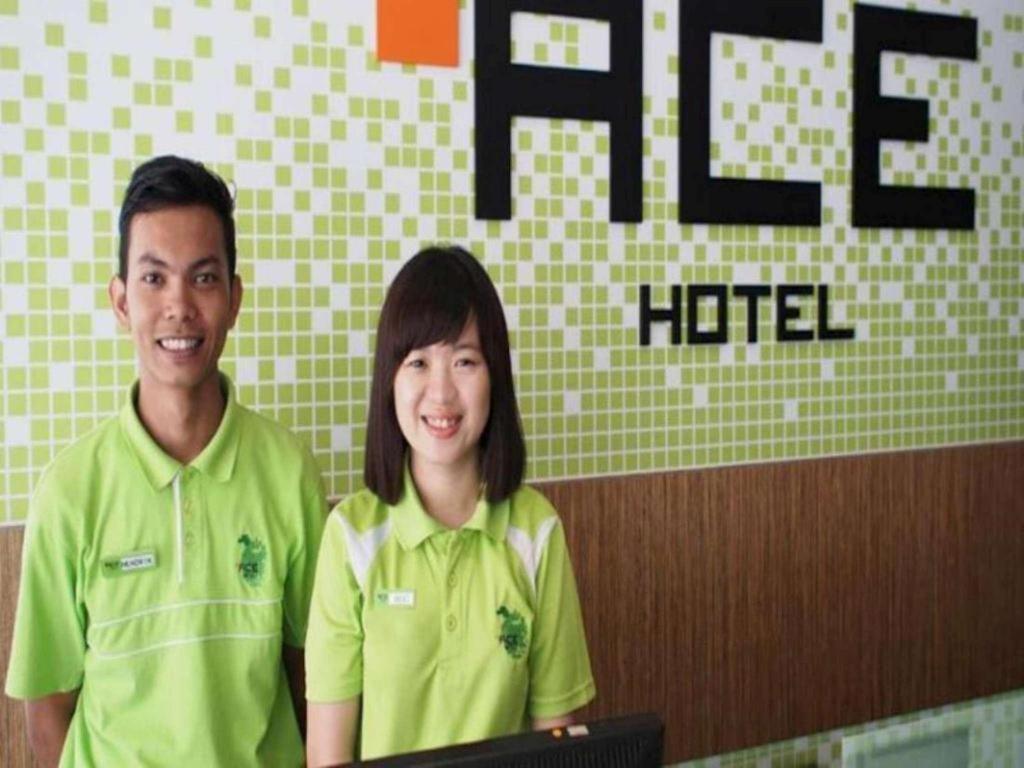 Ace Hotel Batam Nagoya Exteriör bild